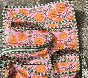 Bolso Tote Kantha Acolchado a Mano en Algodón Reciclado con Patrón Geométrico, Bolso Tote de Tela Étnica Ligero y Plegable con Asa de Cuerda - Product Image 5