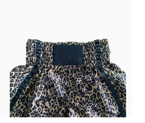 Vente en gros de shorts de boxe de muay-thaï double couche EVA personnalisés de haute qualité pour hommes et femmes SI-BS-027 de fitness MMA durables et écologiques - Product Image 5