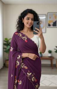 Sari en Georgette lourde pour femme, motif floral Butta avec bordure brodée Khatli, fabriqué en Inde, en stock - Product Image 2