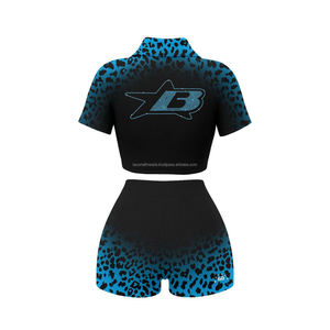 Conjunto de Chaqueta Corta y Pantalones Cortos de Moda con Hombros Acolchados, Botones y Escote en V Profundo, Manga Larga, Verano 2026, Traje de Dos Piezas para Mujer - Product Image 6