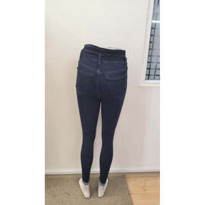 Jeans de mujer de cintura alta con botones y rotos, 31069 - Azul marino - Product Image 6