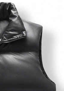 Gilet matelassé vintage pour homme en cuir véritable, respirant, vêtement d'extérieur d'automne, col montant, fermeture à boutons recouverts - Product Image 4