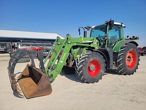 Tracteur à chenilles Fendt 724 Vario 2018 pour moteur 80 CV, état d'occasion, avec rapport et inspection vidéo, à vendre - Product Image 4