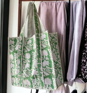 Bolso grande de hombro de algodón acolchado bohemio para mujer, bolso de mano lavable con estampado de bloques para equipaje, a la venta para compras de comestibles - Product Image 3