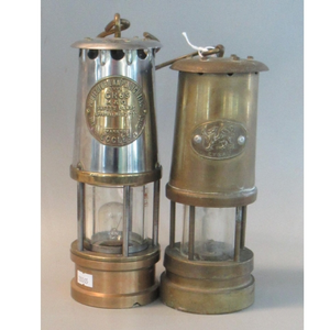 Lanterne à huile en laiton antique, bougeoir de mariage, fait main, couleur personnalisée, décoration de luxe pour la maison, vente en gros - Product Image 3