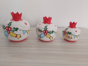 Adornos Decorativos de Granada Navideños DAFNI, Hechos a Mano en Plástico, Set de Regalo Promocional Novedoso de Estambul - Product Image 1