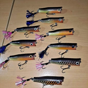 Señuelos de Pesca de Madera Hechos a Mano, Cebo Artificial Suave para Pesca en Superficie, Construcción de Madera Sólida, Múltiples Patrones de Color, Carpa, Marlín - Product Image 1