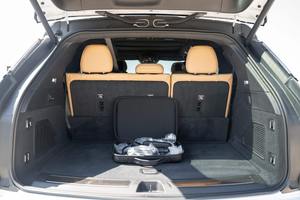 LUXURY RIDE 2025 Escalade IQ Sport 2 con Doble Motor y Tracción en las Cuatro Ruedas, Dirección en las Cuatro Ruedas - Product Image 6