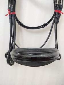 Brida de cuero con banda de cejas de cristal enrollado de calidad inigualable Acolchado suave con Riendas de tela Cuero disponible a un precio asequible - Product Image 5