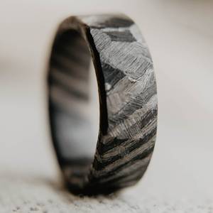Anillo de Damasco, anillo de boda de circonio y titanio desgastado, anillo de boda negro para hombre, anillo de boda por fabricante de cuchillos - Product Image 6