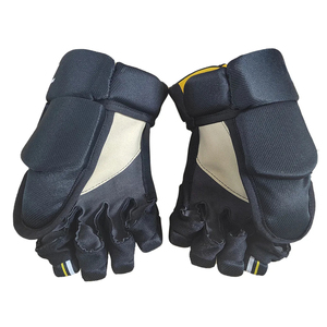Uniforme de hockey sur glace en gros, haute qualité, logo personnalisable imprimé, vêtements de sport avec une forte adhérence - Product Image 3