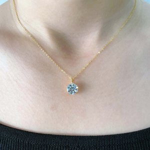 Pendentif Moissanite incolore, pendentif chaîne en argent sterling, collier simple, bijoux de mariage de fiançailles, cadeau d'anniversaire pour elle - Product Image 3