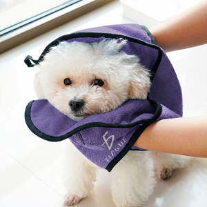 Asciugamano Assorbente in Microfibra per Animali Domestici con Tasche per le Mani, Ideale per il Bagno e la Toelettatura di Gatti e Piccoli Animali, Prodotto Asciugante in Fibra - Product Image 1