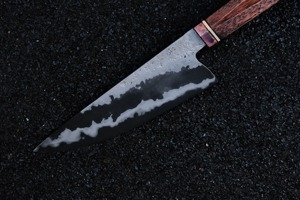 Cuchillo de chef de acero al carbono hecho a mano profesional de alta calidad con cuchillo de cocina con mango de madera rosa. - Product Image 4