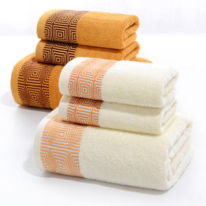 Toalla de secado de baño de microfibra personalizada duradera Material de algodón superabsorbente de Color sólido para detalles y lavado de automóviles - Product Image 2