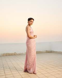 Ropa de fiesta de diseñador exclusivo de exportación más vendida de Bollywood indio Saree elegante con blusa sexy para ropa de novia étnica - Product Image 1