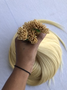 Temple indien brut de qualité supérieure 24 ''#613 Extensions droites en I à pointe unique donneur de cheveux liste de prix de gros fournisseur indien - Product Image 5