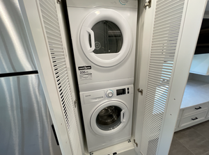 Camping-car Sportscoach RD 411TS 2024 d'occasion, 4UZAB2FC7RCVH9275, pour voyages en famille jusqu'à 7 couchages. - Product Image 4