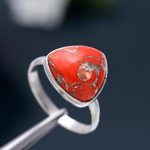 Vente en gros de bijoux en argent sterling 925 12x12mm rouge cuivre turquoise trillion forme cabochon anneau pour mariage ou fête - Product Image 2