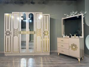 ชุดห้องนอนไม้เนื้อแข็งหรูหราทันสมัยขนาดคิงไซส์พร้อมที่เก็บของสำหรับบ้านสำนักงานโรงแรมหรือวิลล่า - Product Image 6