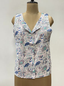 เสื้อกล้ามคอวีสั้นสไตล์โบฮีเมียนลายดอกไม้พิมพ์บล็อกด้วยมือจากผ้าฝ้ายเป็นมิตรกับสิ่งแวดล้อมสำหรับผู้หญิง  แบบลำลองติดกระดุม - Product Image 3