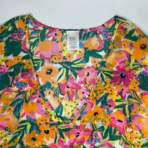 Robe d'été confortable et élégante à imprimé floral et à col en V pour femme - Product Image 5