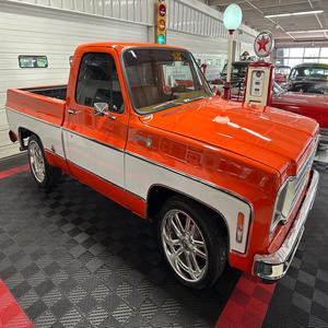 Chevrolet C/K 10 Series 1985, caisse carrée à benne courte - Product Image 3