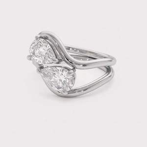 Anillo de Diamante Cultivado en Laboratorio, Corte Pera, Redondo, Oro Blanco de 18K, Chapado en Rodio, Certificado IGI, Diseño Toi Et Moi - Product Image 2