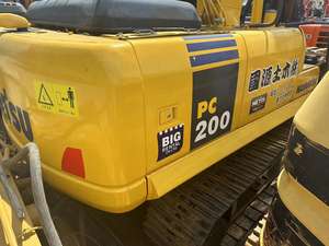 Gran oferta de excavadoras de orugas Komatsu PC200 de segunda mano en Japón, con piezas de motor central - Product Image 2