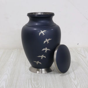 Paw Pet Classic Urne funéraire bleue de 5 pouces de style américain Fournitures funéraires pour cendres de chien et de chat - Product Image 3