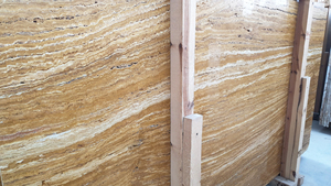 Travertino con vetas doradas, pulido sin relleno, pulido con relleno, hecho en Turquía, muestras de 20x20cm, para paredes interiores y exteriores, pisos de villas y hoteles. - Product Image 4