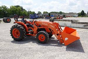Tracteur à chenilles Kubota MX6000 LA106 d'occasion pas cher 2022 avec chargeur frontal, tracteur utilitaire compact pour la ferme - Product Image 5