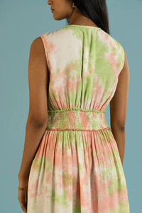 เดรสยาวทรงแม็กซี่ปี 2026 ลายดอกไม้พิมพ์ลายมัดย้อมปักมือสไตล์โบฮีเมียน แขนกุด แต่งโครเชต์ที่เอว ผ้าฝ้ายธรรมชาติ 100% เป็นมิตรกับสิ่งแวดล้อม เหมาะสำหรับฤดูร้อน - Product Image 5