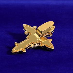 Pendentif en forme de crâne avec diamants étincelants, design gothique avec accents en argent 925, pendentif audacieux et élégant pour hommes - Product Image 2