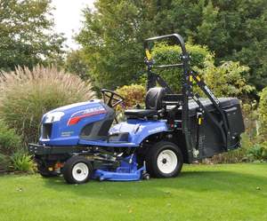 Maquinaria Agrícola, Cortadora de Césped de Gasolina de Grado Industrial, Tractor Iseki SXG 326, Motor de 4 Tiempos y 2 Tiempos, Cilindrada de 125 cc, Alto Rendimiento - Product Image 5