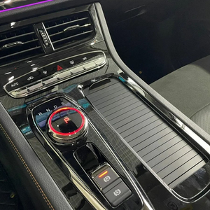 Elegante SUV Híbrido Enchufable 2023, Vehículo Automático de Bajo Consumo en Venta, en Buenas Condiciones - Product Image 3