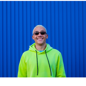 Ensembles 2 pièces unisexes grandes tailles avec logo personnalisé, en coton 100% écologique, imprimé en relief, comprenant un sweat à capuche confortable à manches longues et un pantalon uni avec poches. - Product Image 4