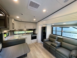 Nouveau Keystone Cougar 23M-L-E 2025 - Product Image 5