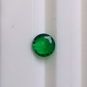 Esmeralda Natural fabricada en India redonda 6mm piedra preciosa suelta verde pulido para fabricación de joyas al por mayor - Product Image 3