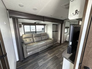 Dutchmen A-t-l-a-s 2202RB Usado del 2023 - Product Image 5