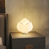 Lampe de table en plastique Lotus, lampe de chevet florale moderne avec commande tactile rechargeable, lumière de nuit intérieure, lumière douce et chaude