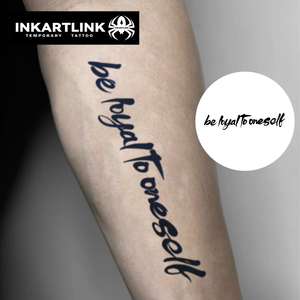 Tatouage semi-permanent « Soyez fidèle à vous-même » à l'extrait de gardénia, tenue 2 semaines, imperméable, motif écrit à la main en cursive, vente en gros - Product Image 2