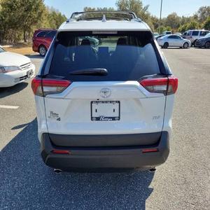 Toyota RAV4 XLE 2025 en parfait état - Product Image 3