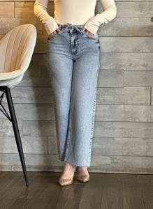 Women's Eco-Friendly Medium Wash Comfortable Fit Mid-Waist Straight Jeans High Quality <b>Denim</b> Breathable <b>Stretch</b> <b>Fabric</b> Casual - Product Image 2