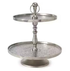 Support à gâteau en métal avec une construction solide conçu pour les gâteaux à plusieurs étages, parfait pour les mariages et les événements de banquet d'hôtel - Product Image 5