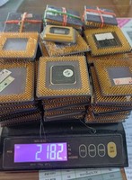 Nouvelles Déchets de CPU en Céramique Dorée 16 cœurs 12nm 64 bits pour l'Extraction d'Or, le Recyclage et le Traitement Électronique de Bureau, Expédition en Gros