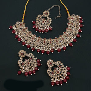 Conjunto de collar de Gargantilla chapado en oro de lujo con piedras austriacas brillantes perfecto para saris, lehengas y vestidos - Product Image 1