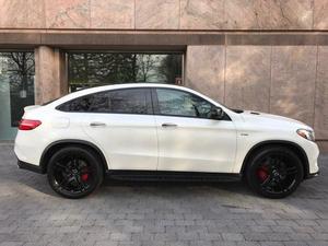 Mercedes-Benz GLE 450 AMG 4Matic 2016 / Disponible para la venta con bajo kilometraje, motor de gasolina, coche usado en buen estado y sin accidentes. - Product Image 6