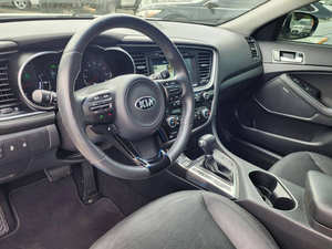 Kia Optima Híbrido 2015 Usado en Buen Estado, Volante a la Izquierda - Product Image 2