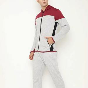 Ensemble de vêtements de sport pour homme haute performance, survêtement respirant pour les sports de plein air - Product Image 3